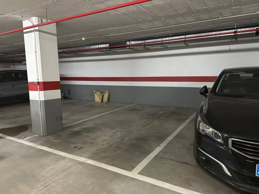 Photo 3 Garage Nueva Andalucía, Costa del Sol, Málaga – R4827856