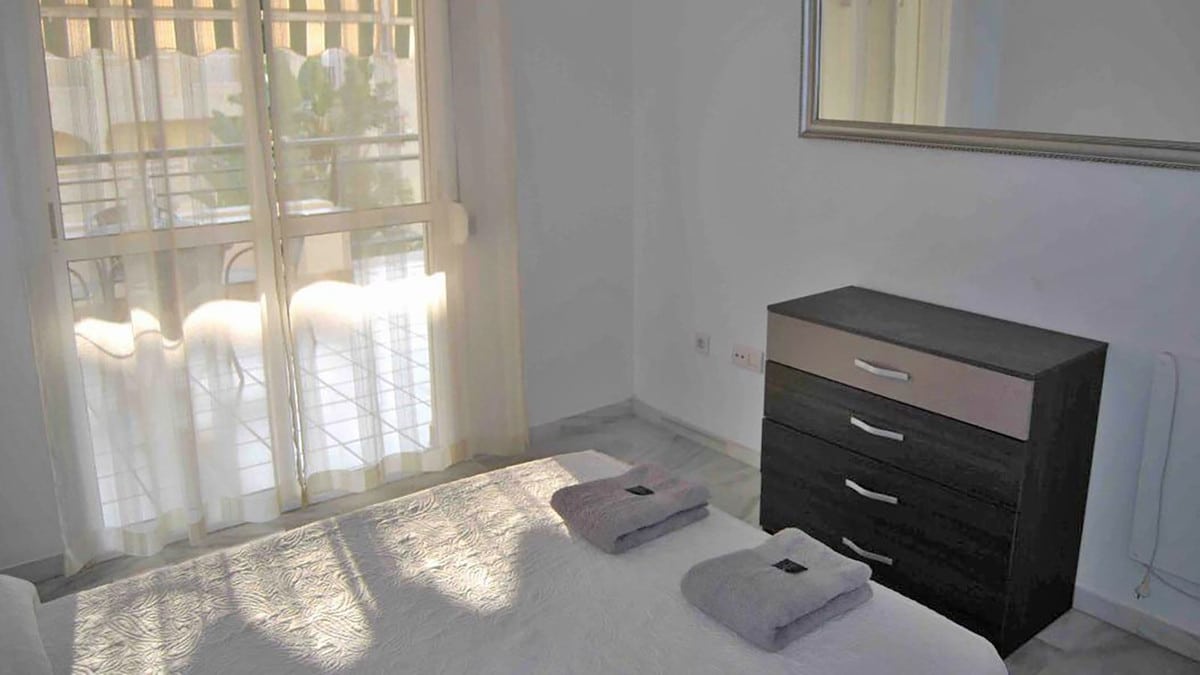 Photo 12 Middle Floor Apartment Benalmadena, Costa del Sol, Málaga – R4408759