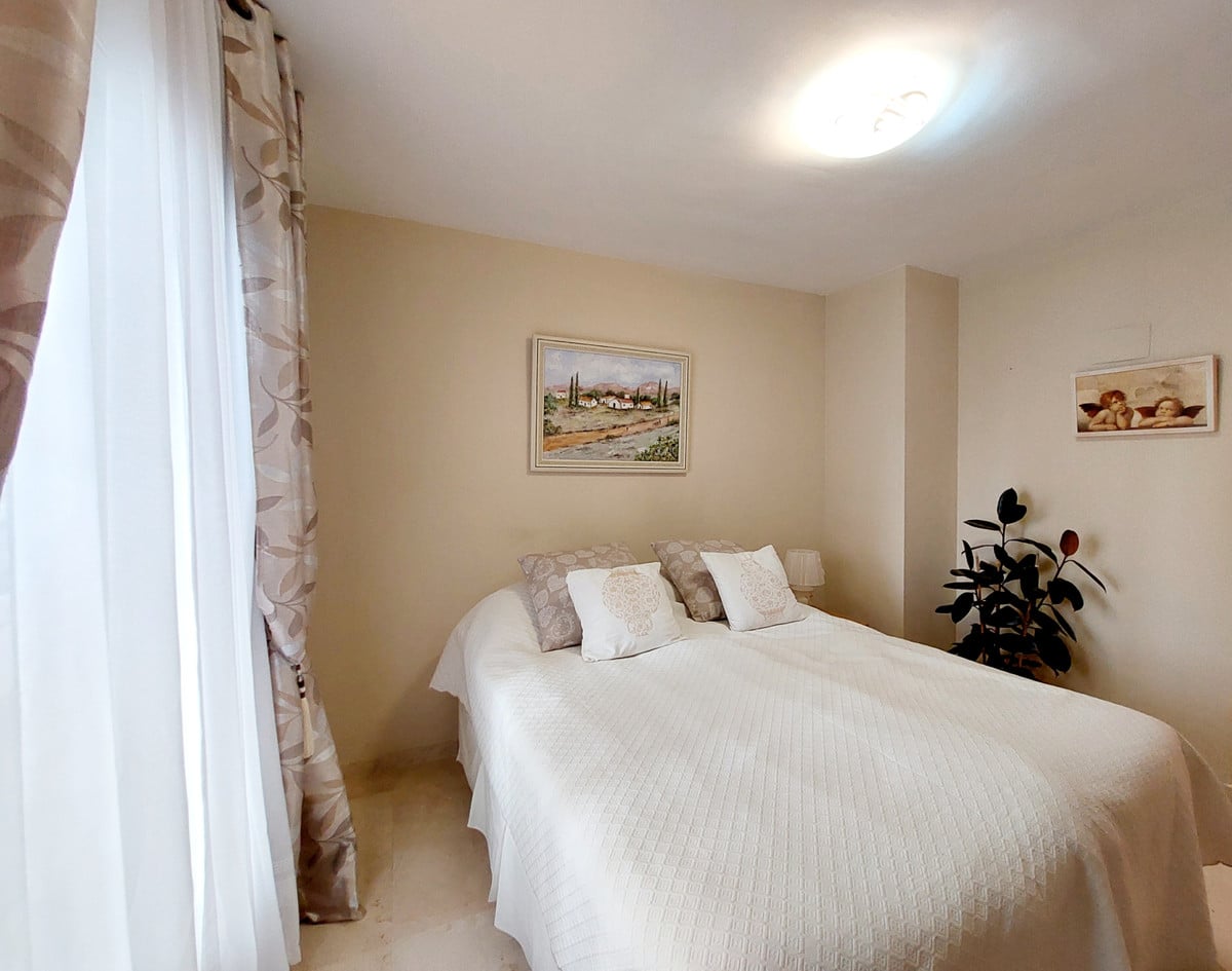 Photo 8 Middle Floor Apartment Guadalmina Alta, Costa del Sol, Málaga – R4812712