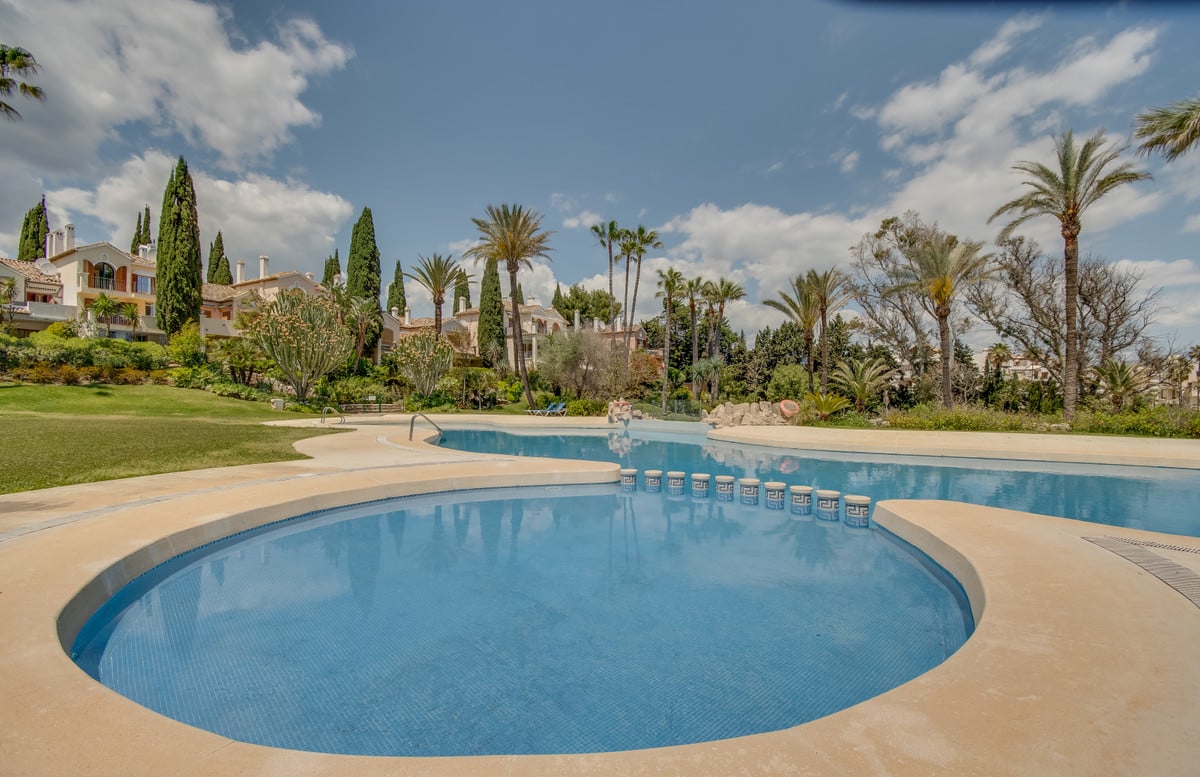 Photo 4 Townhouse New Golden Mile, Costa del Sol, Málaga – R4051729