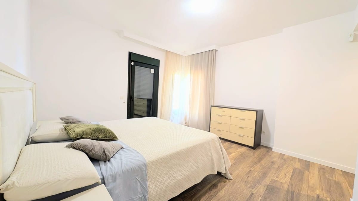 Photo 11 Ground Floor Apartment El Paraiso, Costa del Sol, Málaga – R4839745