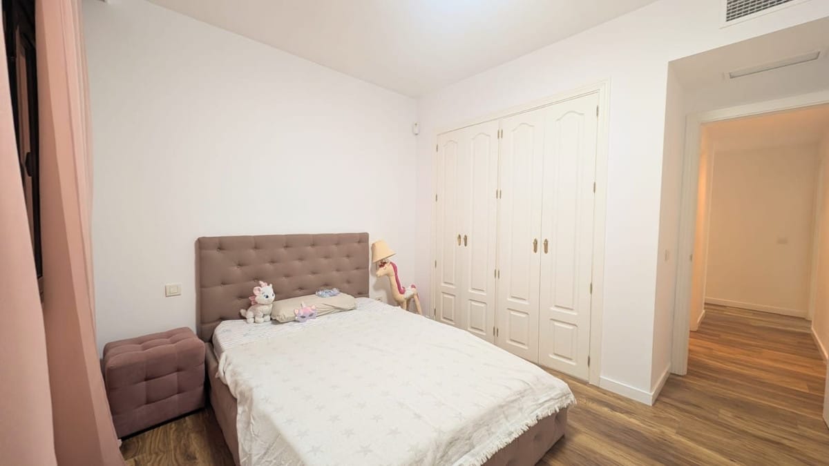 Photo 15 Ground Floor Apartment El Paraiso, Costa del Sol, Málaga – R4839745