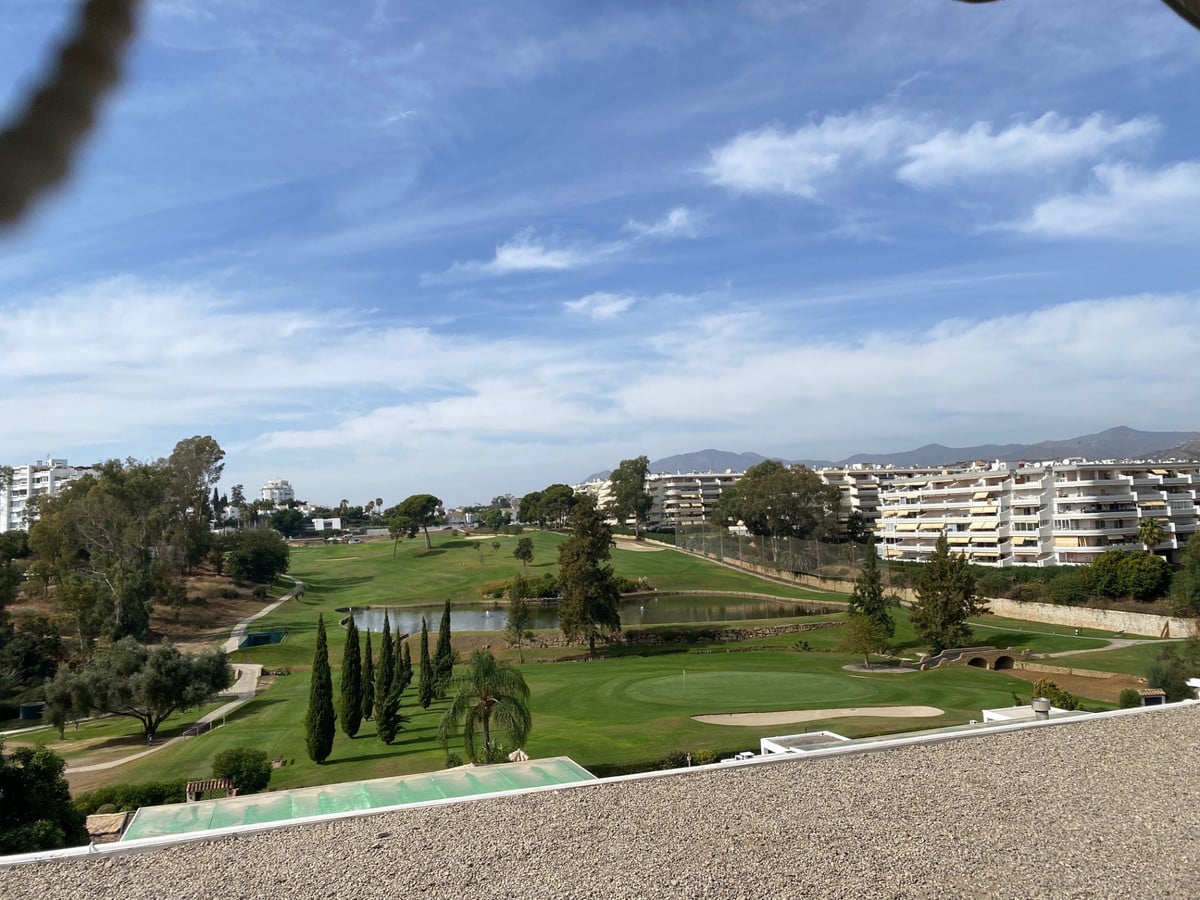 Photo 3 Middle Floor Apartment Guadalmina Alta, Costa del Sol, Málaga – R4847890