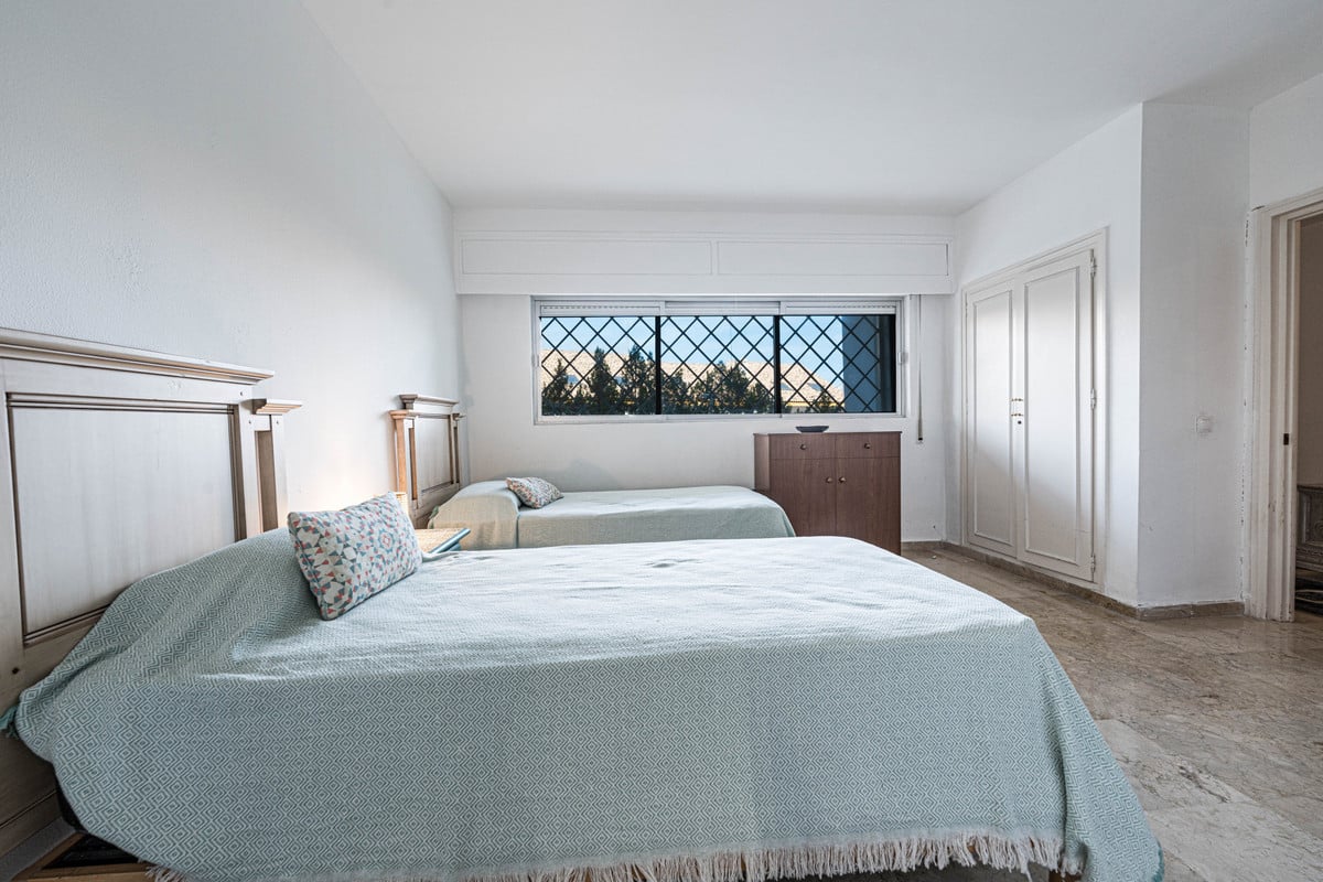 Photo 30 Middle Floor Apartment Guadalmina Alta, Costa del Sol, Málaga – R4847890