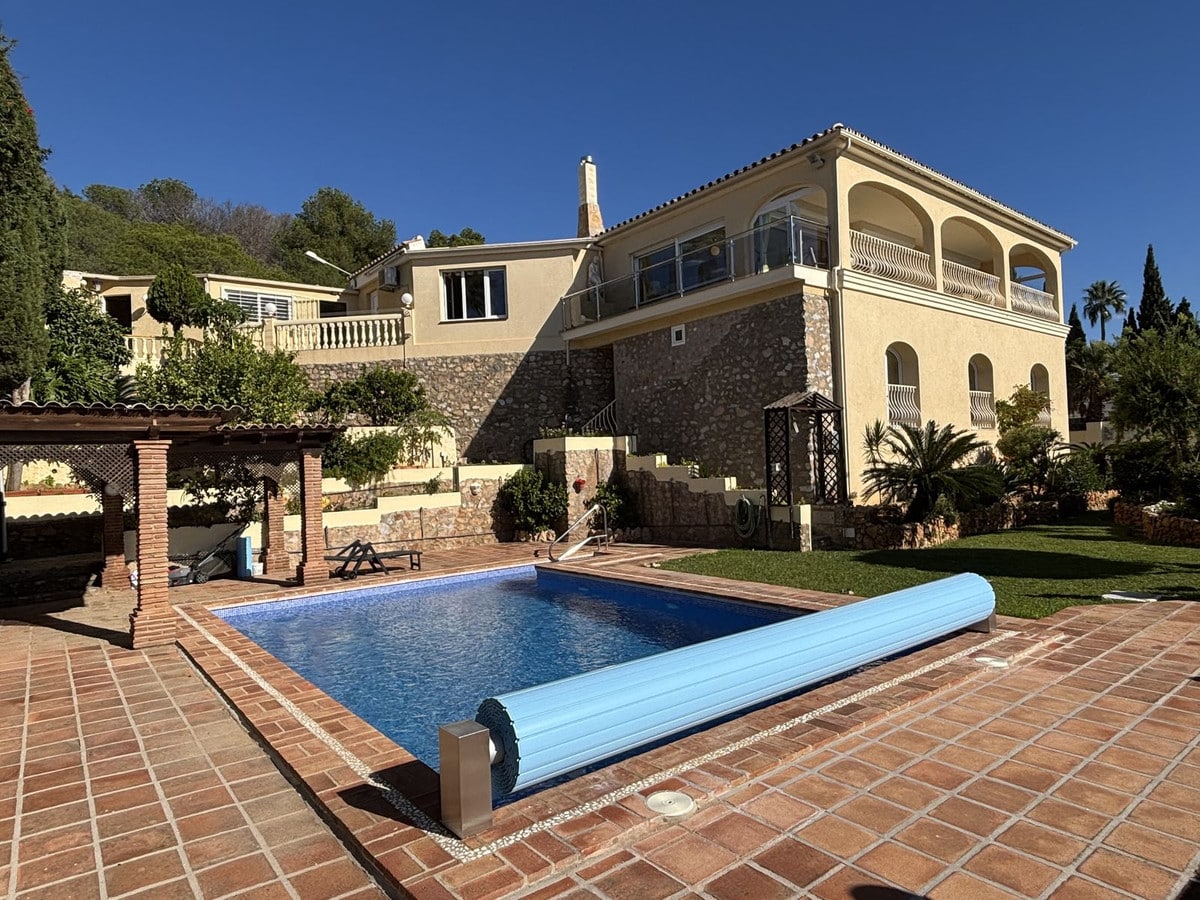Photo 3 Detached Villa Benalmadena, Costa del Sol, Málaga – R4888687
