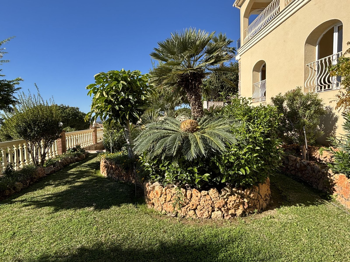 Photo 5 Detached Villa Benalmadena, Costa del Sol, Málaga – R4888687