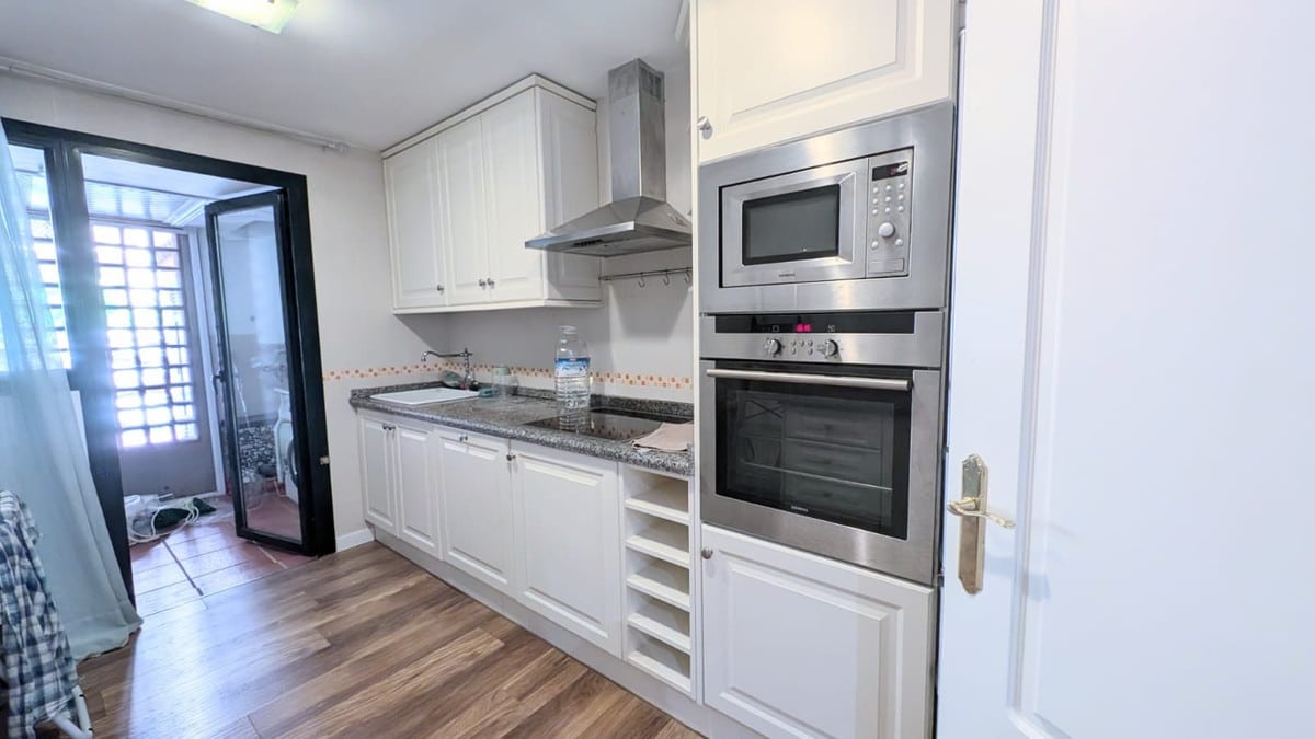 Photo 1 Ground Floor Apartment El Paraiso, Costa del Sol, Málaga – R4839745