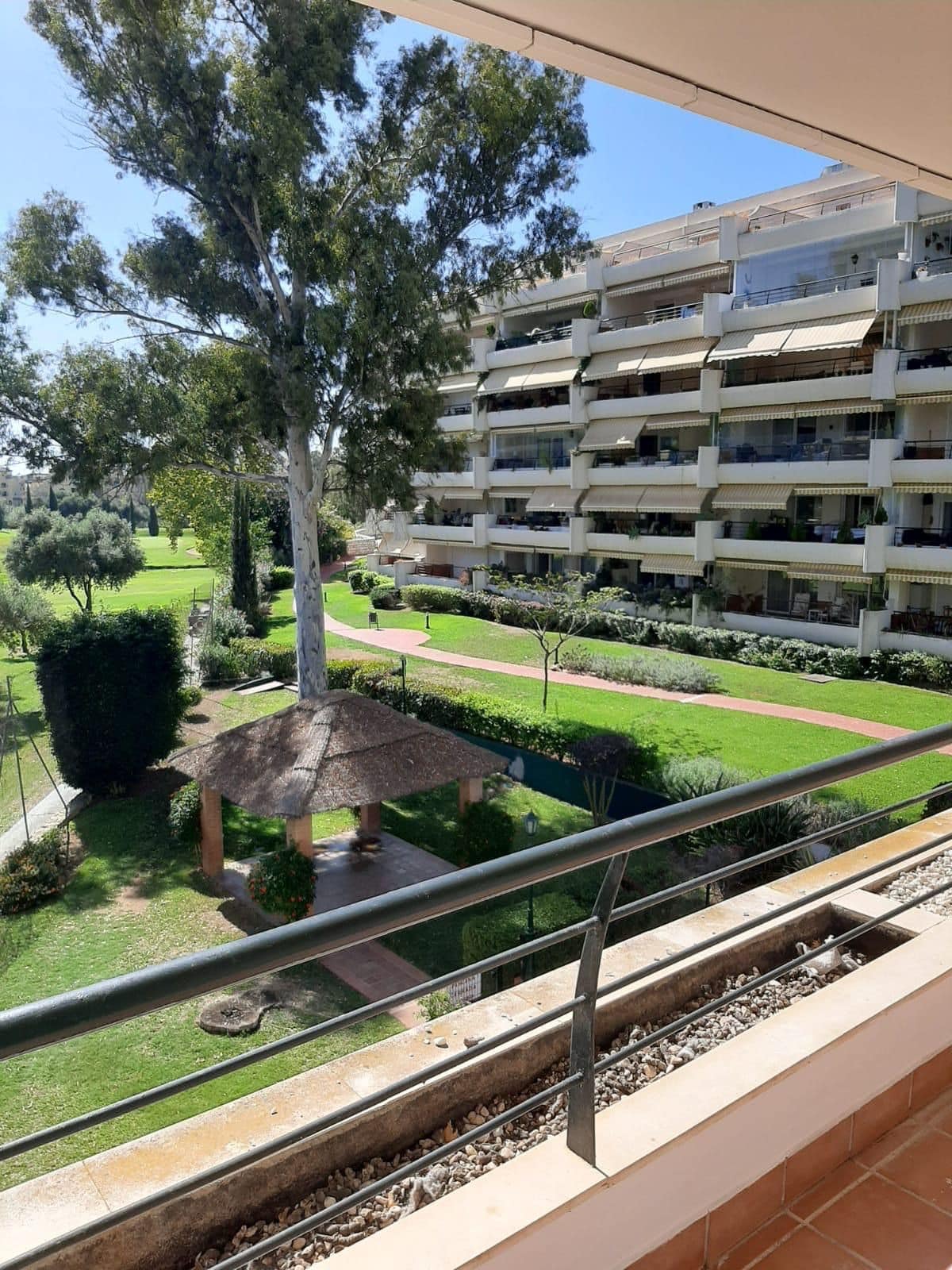 Photo 1 Middle Floor Apartment Guadalmina Alta, Costa del Sol, Málaga – R4898866
