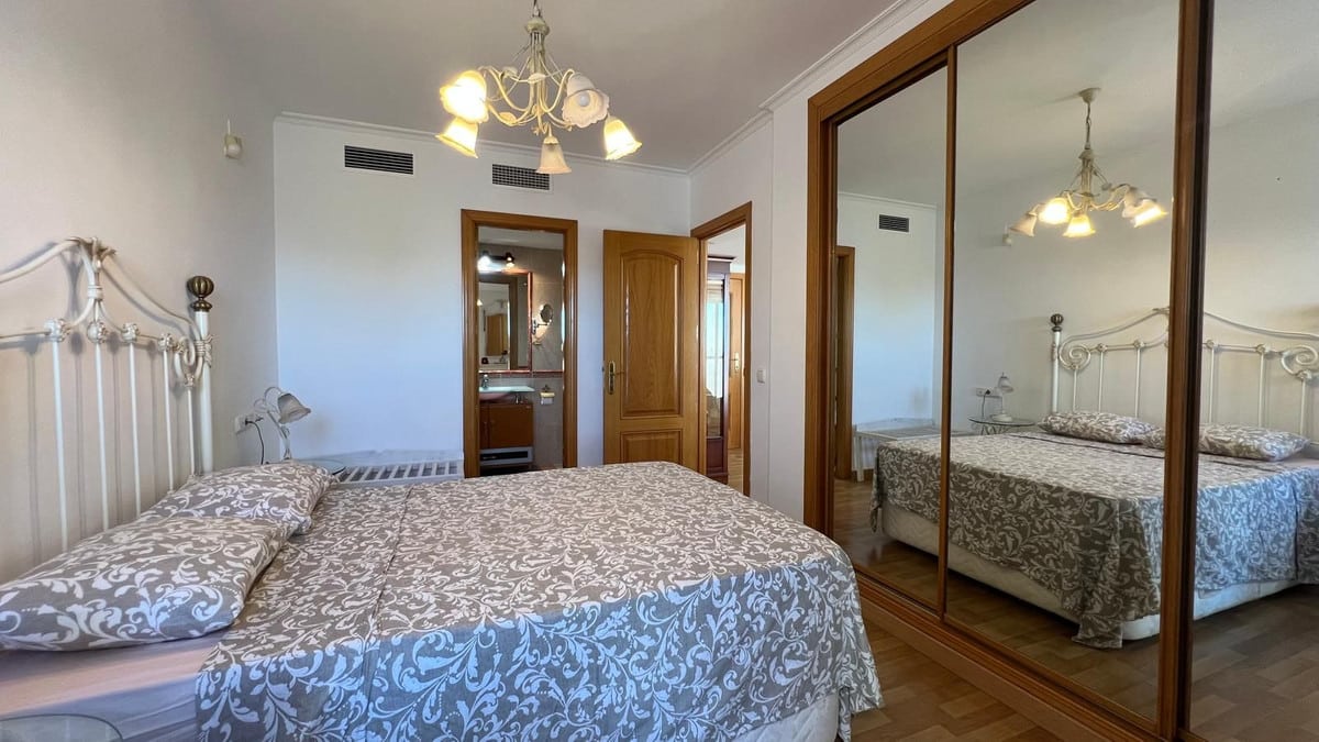 Photo 26 Middle Floor Apartment Benalmadena, Costa del Sol, Málaga – R4914910