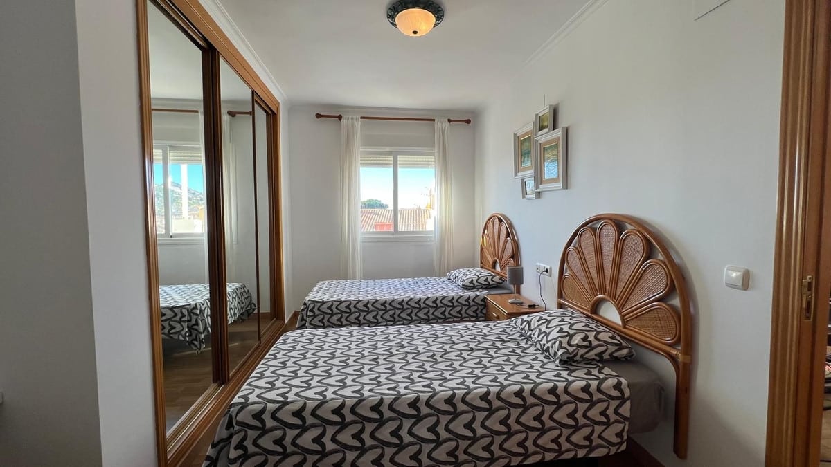 Photo 35 Middle Floor Apartment Benalmadena, Costa del Sol, Málaga – R4914910