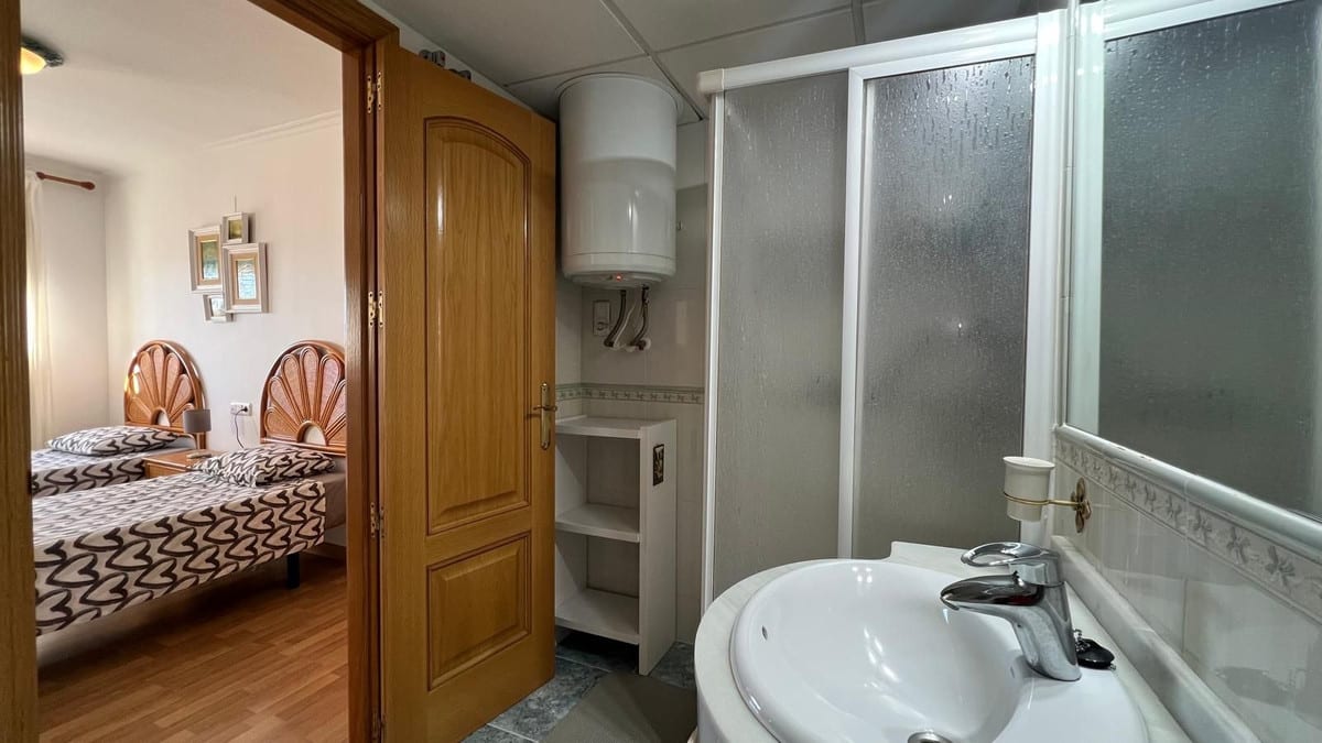 Photo 41 Middle Floor Apartment Benalmadena, Costa del Sol, Málaga – R4914910
