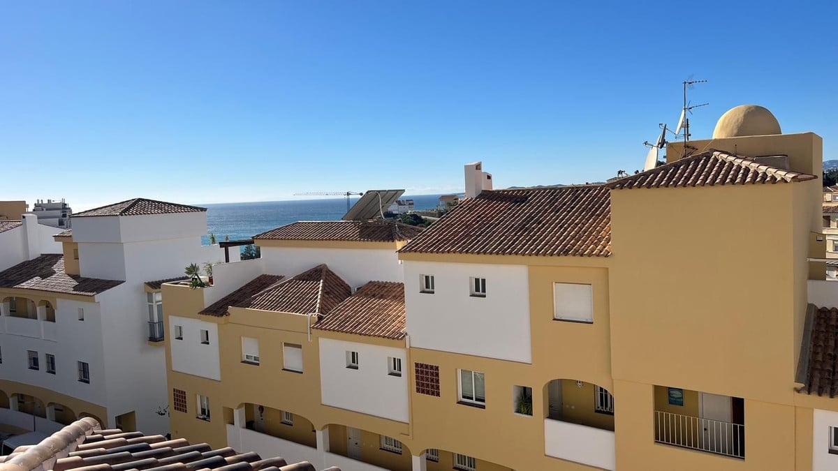 Photo 43 Middle Floor Apartment Benalmadena, Costa del Sol, Málaga – R4914910