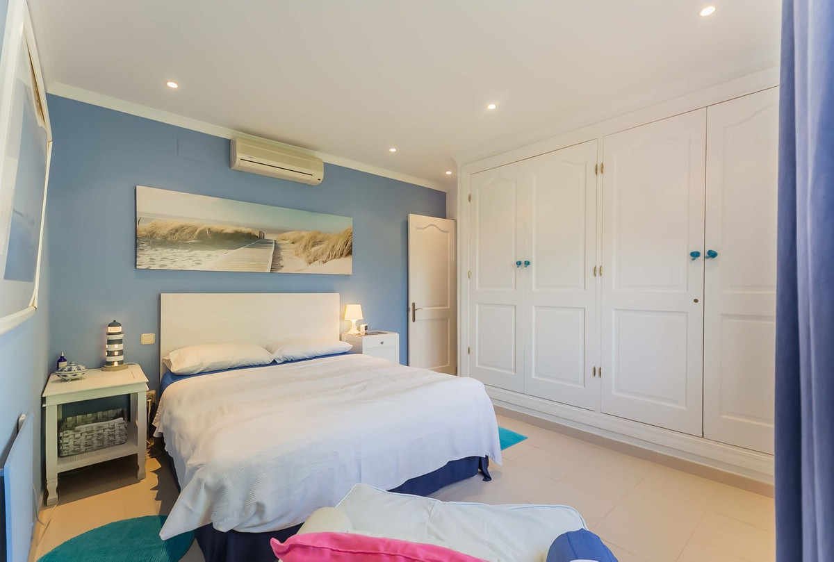 Photo 21 Detached Villa Guadalmina Alta, Costa del Sol, Málaga – R4964929
