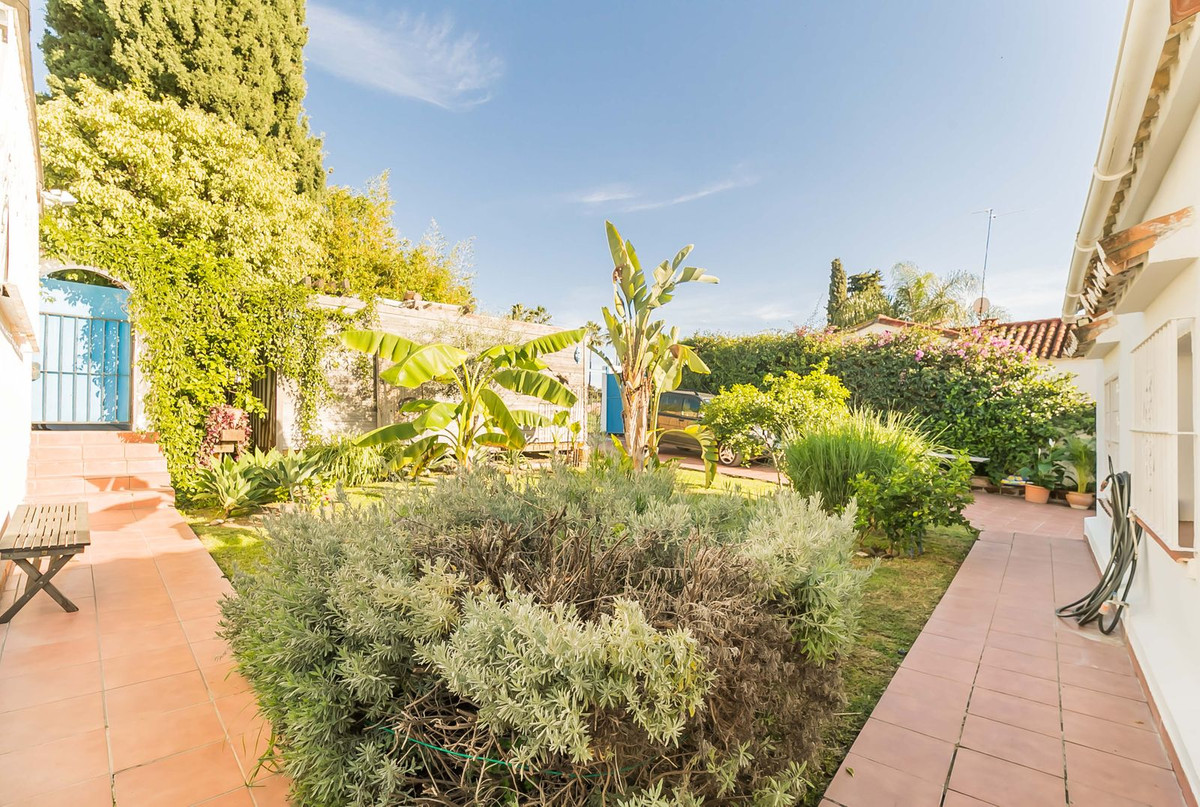 Photo 10 Detached Villa Guadalmina Alta, Costa del Sol, Málaga – R4964929