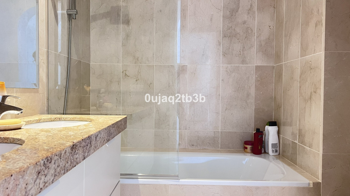 Photo 16 Duplex Nueva Andalucía, Costa del Sol, Málaga – R4896064