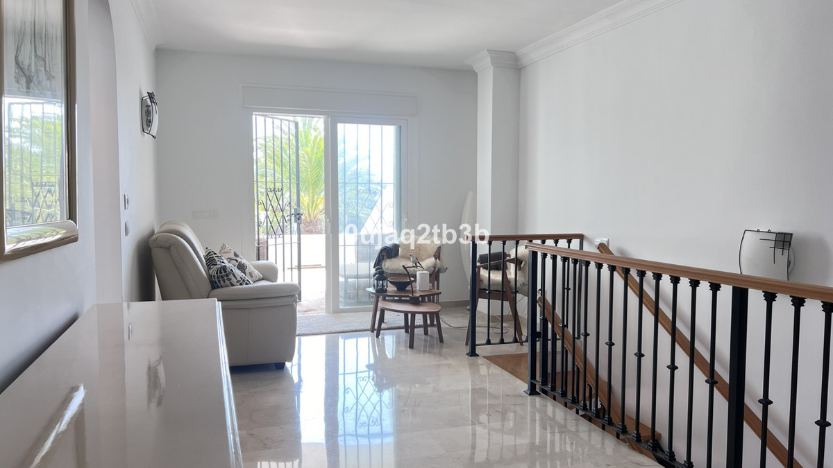 Photo 17 Duplex Nueva Andalucía, Costa del Sol, Málaga – R4896064
