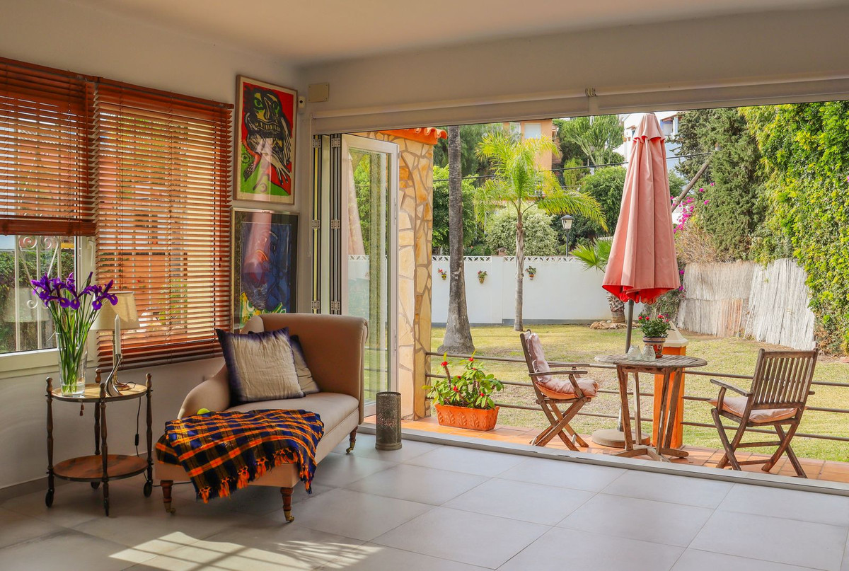 Photo 18 Detached Villa Nueva Andalucía, Costa del Sol, Málaga – R4645723