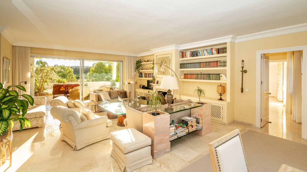 Photo 12 Middle Floor Apartment Guadalmina Alta, Costa del Sol, Málaga – R4897615