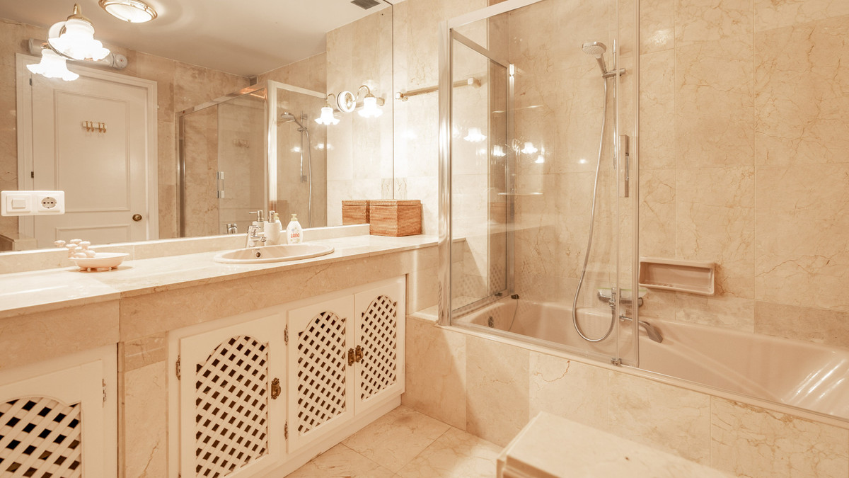 Photo 18 Middle Floor Apartment Guadalmina Alta, Costa del Sol, Málaga – R4897615