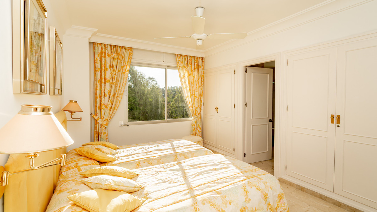 Photo 19 Middle Floor Apartment Guadalmina Alta, Costa del Sol, Málaga – R4897615