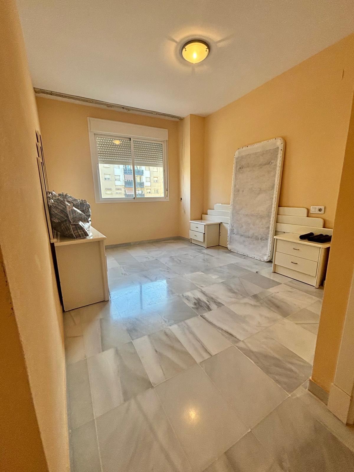 Photo 11 Middle Floor Apartment Nueva Andalucía, Costa del Sol, Málaga – R4798807