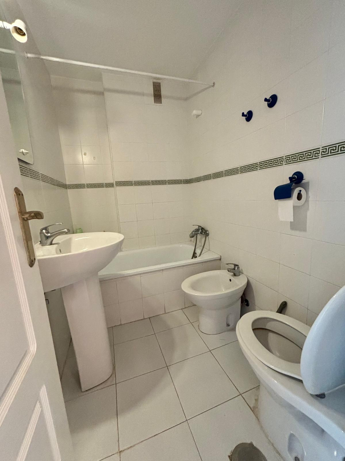 Photo 16 Middle Floor Apartment Nueva Andalucía, Costa del Sol, Málaga – R4798807
