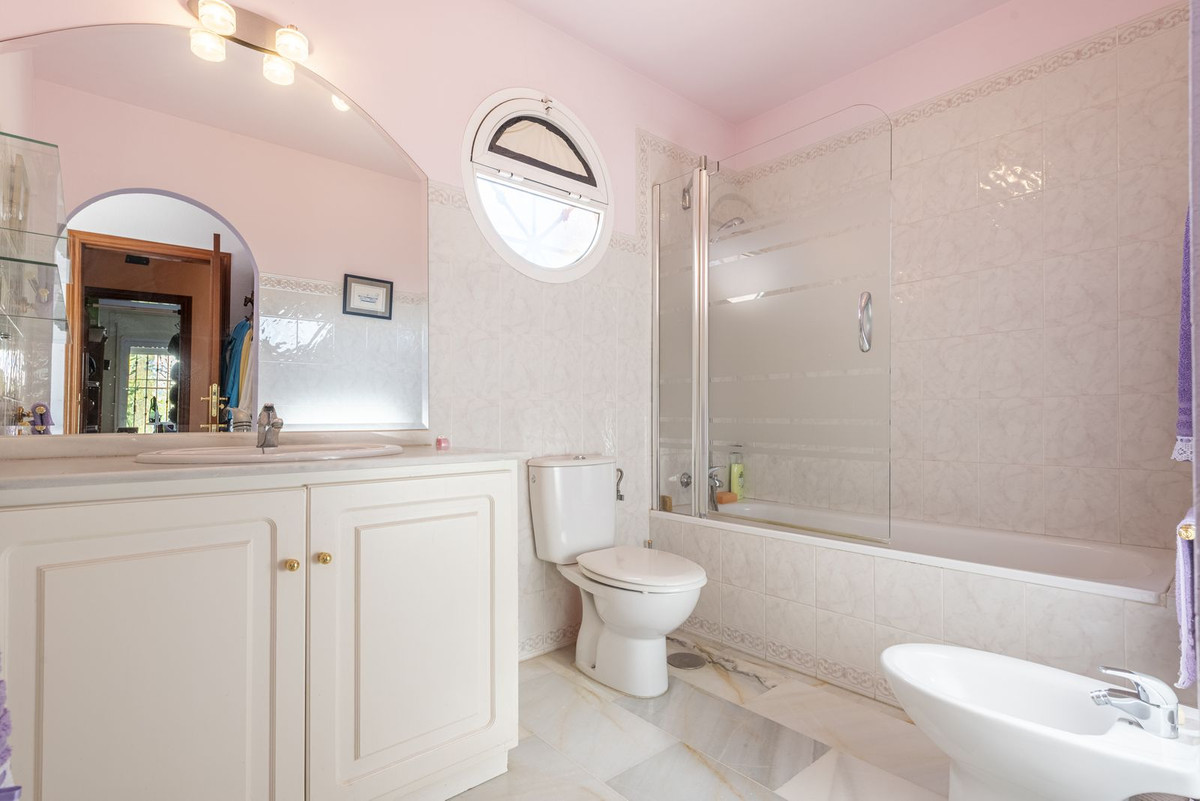 Photo 13 Semi-Detached House Atalaya, Costa del Sol, Málaga – R4850620