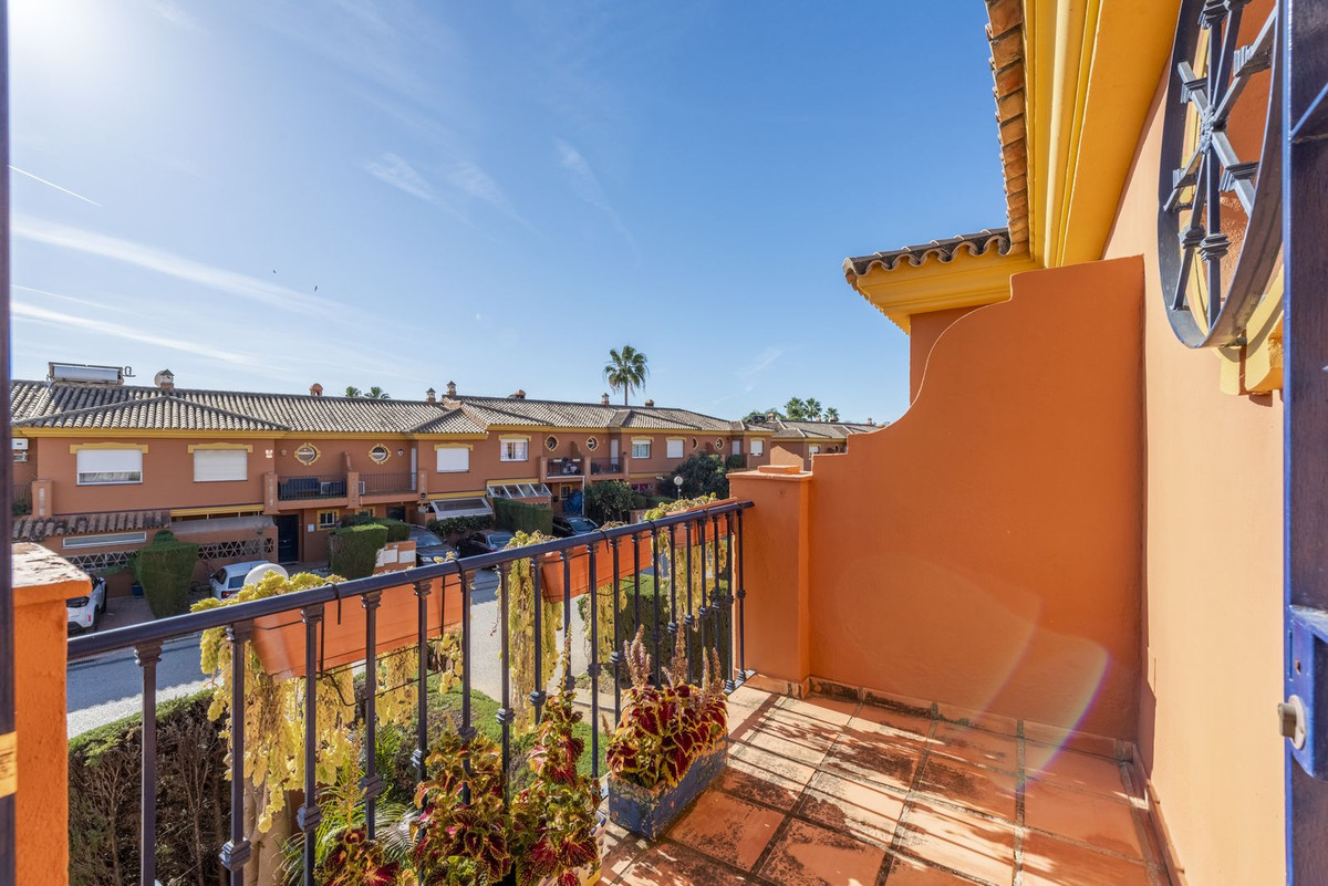 Photo 14 Semi-Detached House Atalaya, Costa del Sol, Málaga – R4850620