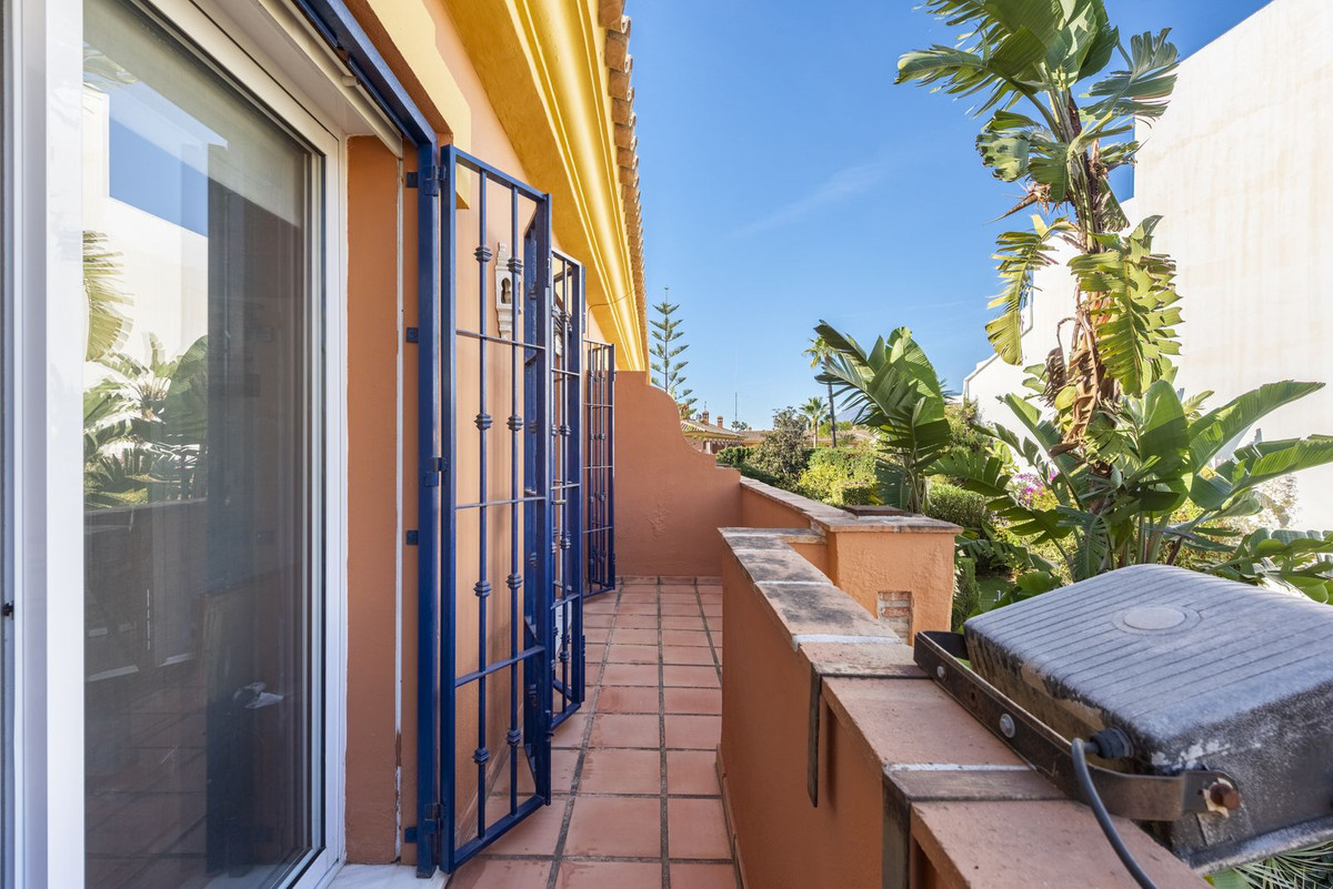 Photo 18 Semi-Detached House Atalaya, Costa del Sol, Málaga – R4850620