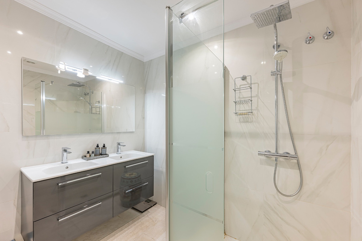 Photo 19 Townhouse Nueva Andalucía, Costa del Sol, Málaga – R4929157