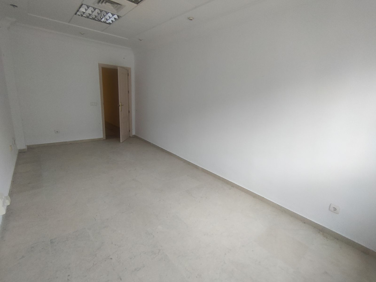 Photo 16 Business Guadalmina Alta, Costa del Sol, Málaga – R4745914