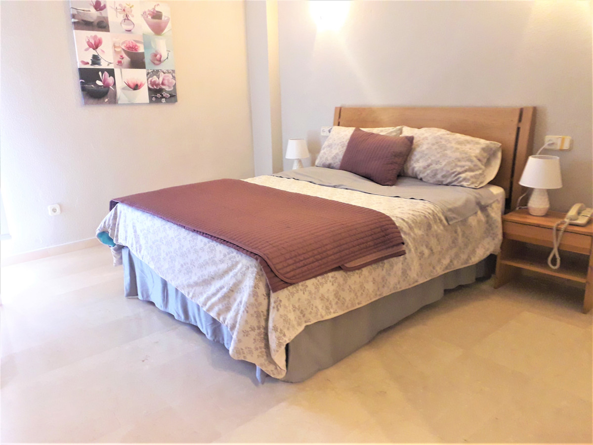 Photo 7 Middle Floor Apartment Atalaya, Costa del Sol, Málaga – R3738706