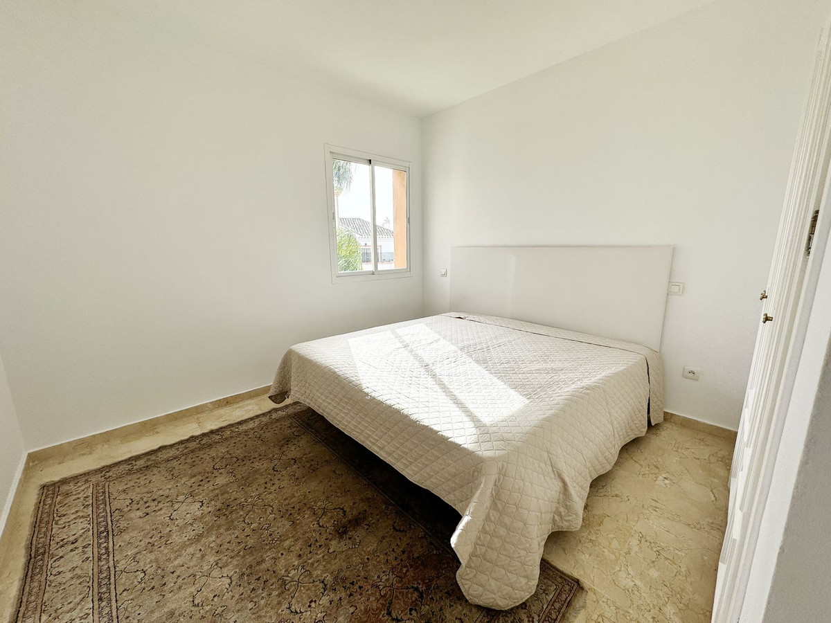 Photo 17 Middle Floor Apartment Guadalmina Alta, Costa del Sol, Málaga – R4608409