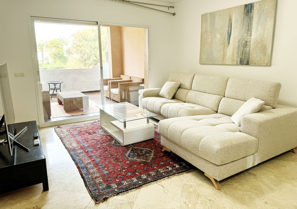 Photo 3 Middle Floor Apartment Guadalmina Alta, Costa del Sol, Málaga – R4608409