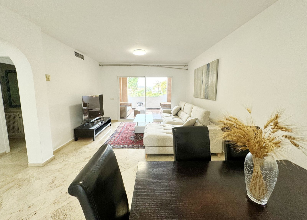 Photo 4 Middle Floor Apartment Guadalmina Alta, Costa del Sol, Málaga – R4608409