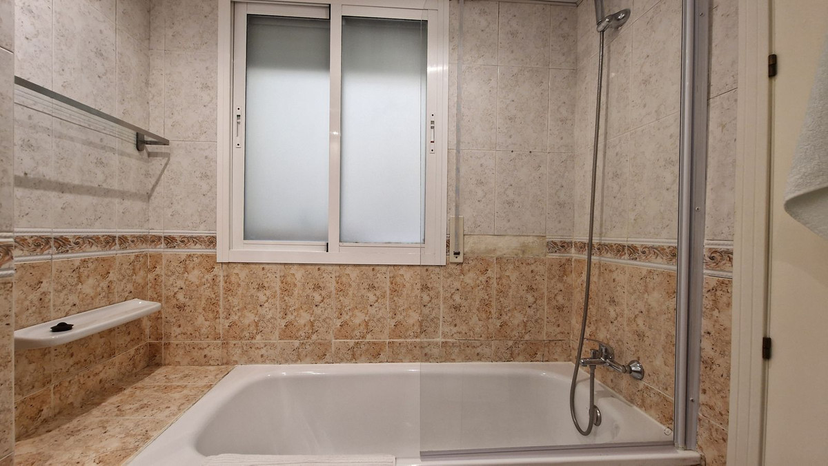 Photo 14 Ground Floor Apartment Nueva Andalucía, Costa del Sol, Málaga – R4881553