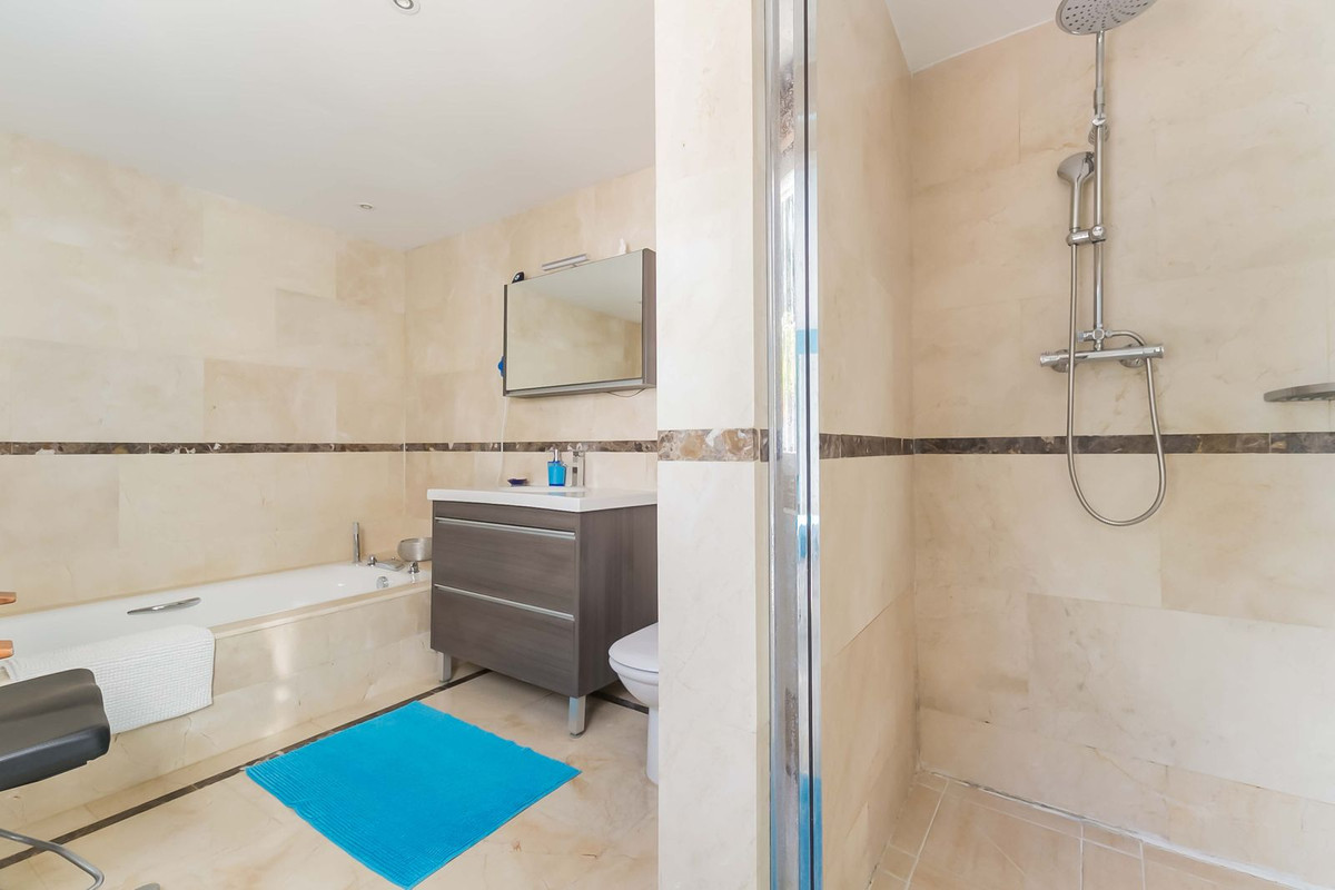 Photo 29 Detached Villa Guadalmina Alta, Costa del Sol, Málaga – R4875772