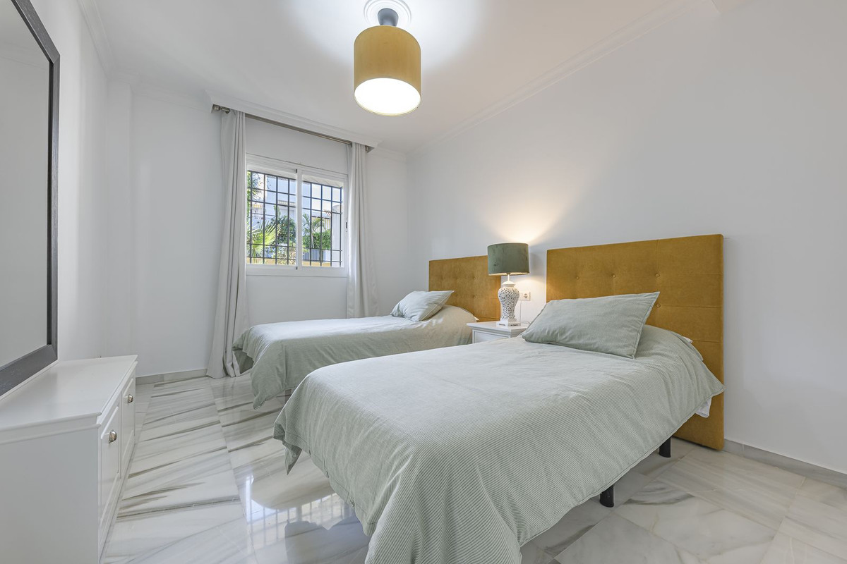 Photo 12 Ground Floor Apartment Nueva Andalucía, Costa del Sol, Málaga – R4927462