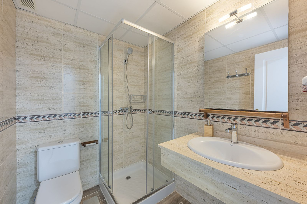 Photo 16 Ground Floor Apartment Nueva Andalucía, Costa del Sol, Málaga – R4927462