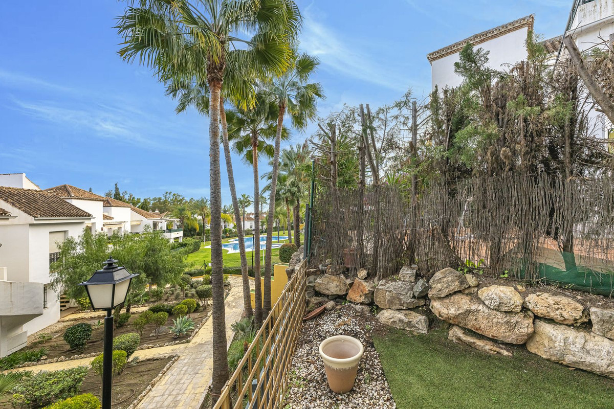 Photo 23 Ground Floor Apartment Nueva Andalucía, Costa del Sol, Málaga – R4927462