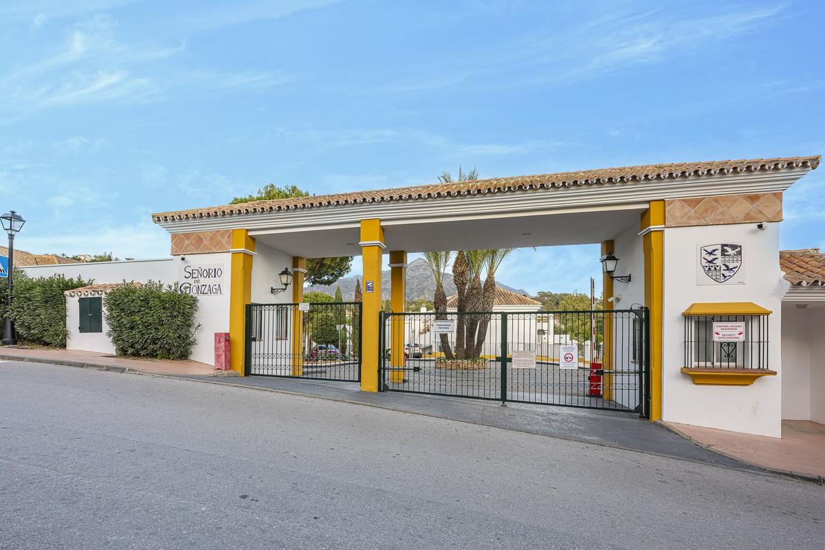 Photo 28 Ground Floor Apartment Nueva Andalucía, Costa del Sol, Málaga – R4927462