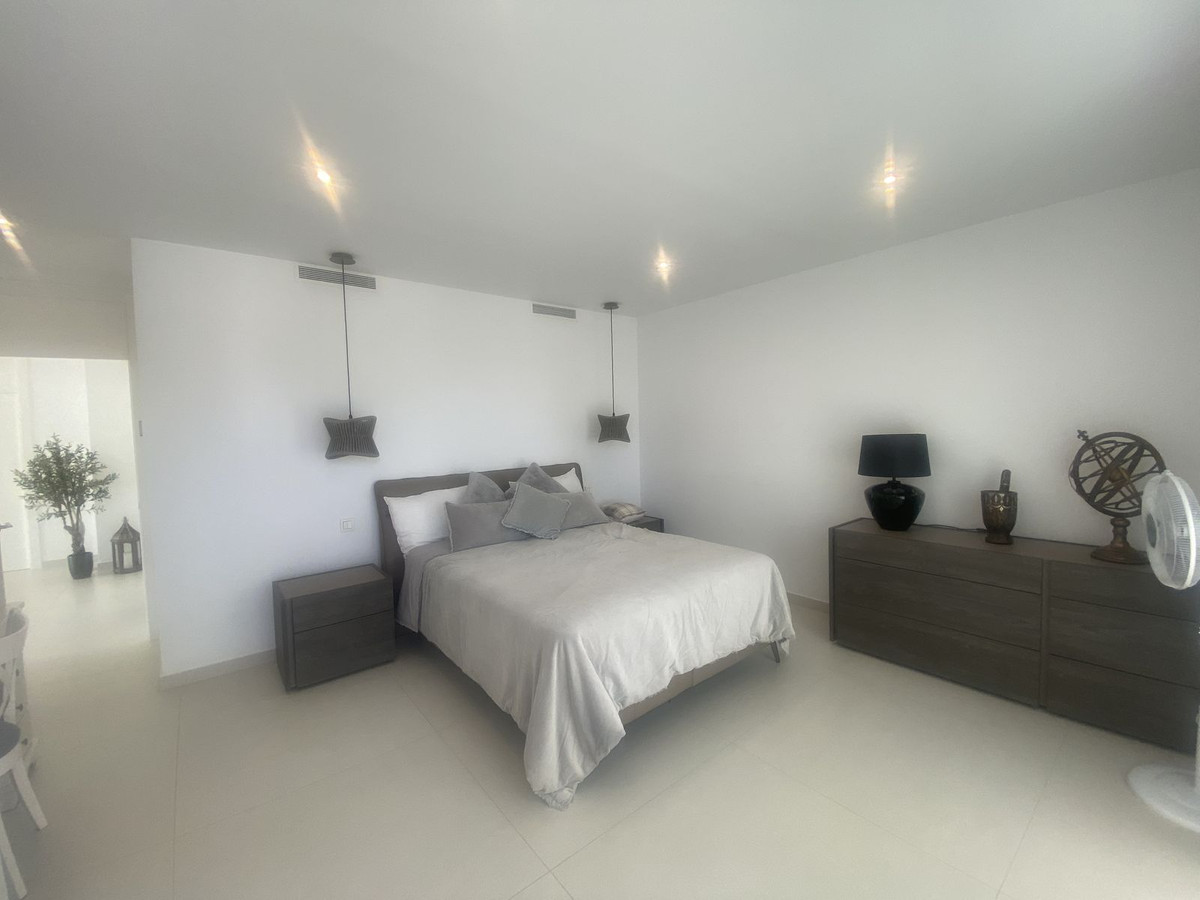 Photo 20 Detached Villa Atalaya, Costa del Sol, Málaga – R4981324