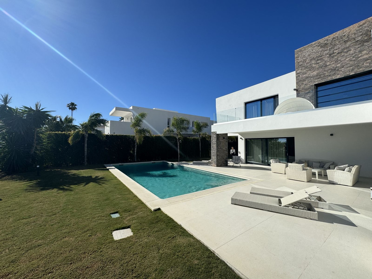 Photo 33 Detached Villa Atalaya, Costa del Sol, Málaga – R4981324