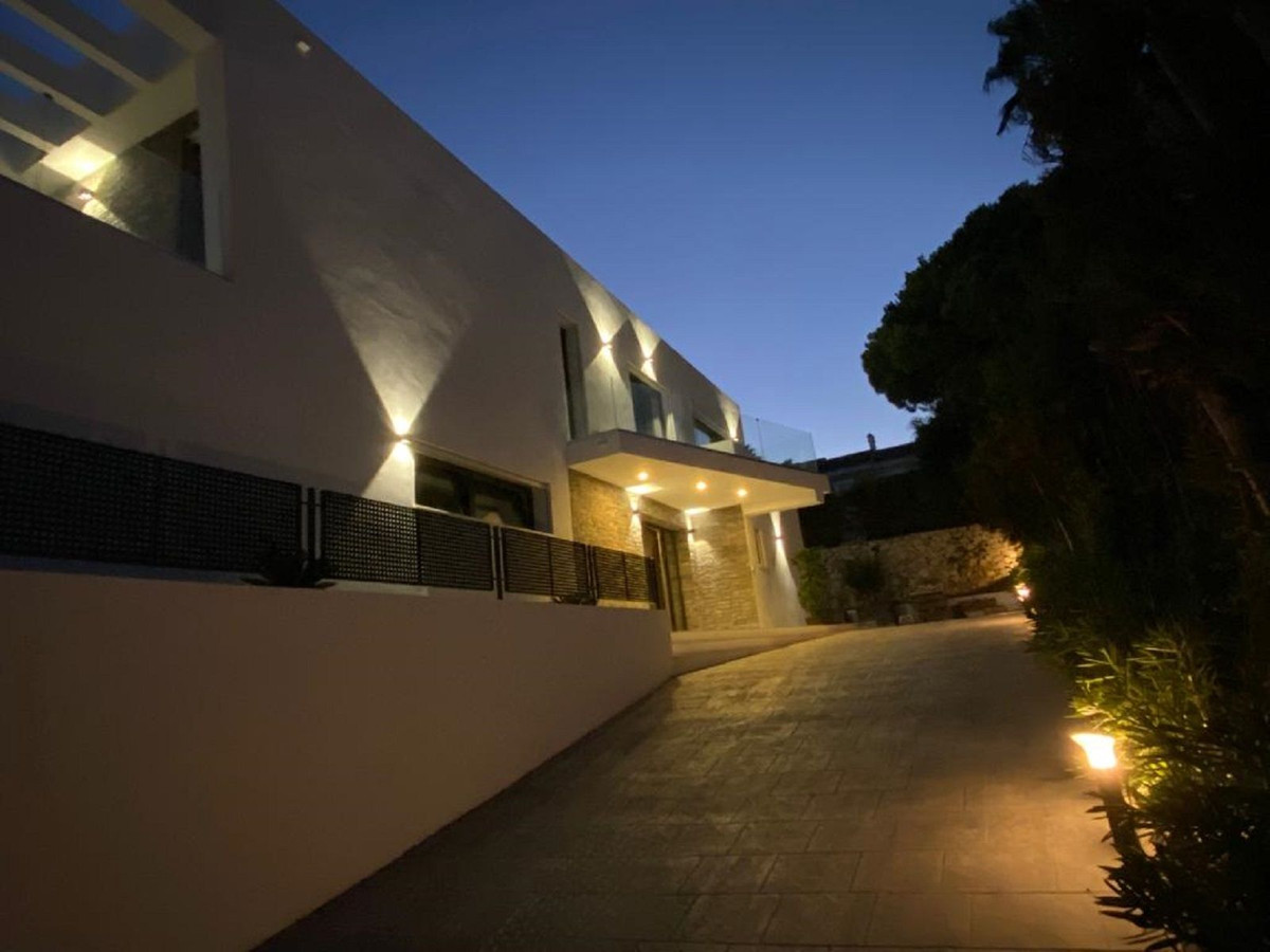 Photo 35 Detached Villa Atalaya, Costa del Sol, Málaga – R4981324