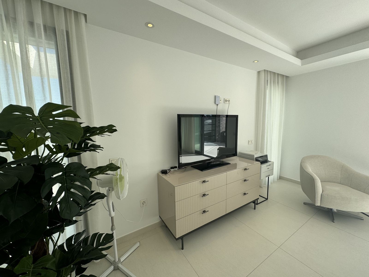 Photo 43 Detached Villa Atalaya, Costa del Sol, Málaga – R4981324