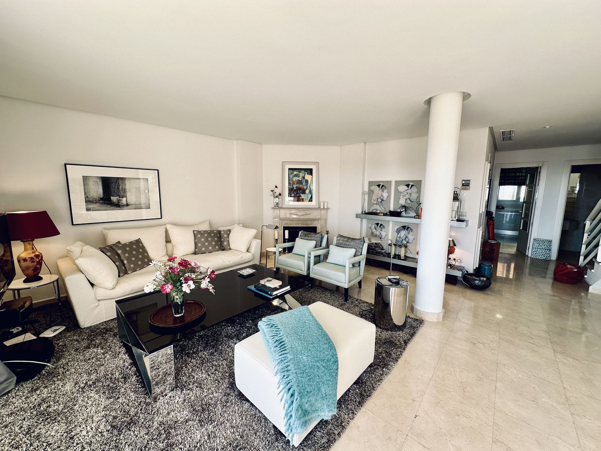 Photo 14 Penthouse Duplex Nueva Andalucía, Costa del Sol, Málaga – R4582279