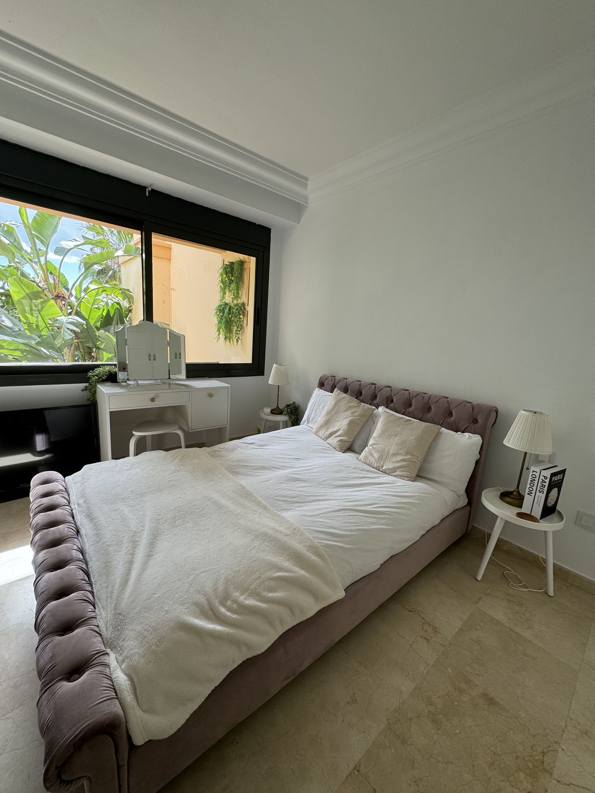 Photo 16 Middle Floor Apartment Nueva Andalucía, Costa del Sol, Málaga – R4683916