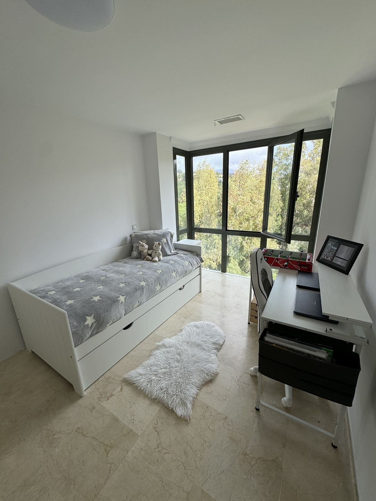 Photo 22 Middle Floor Apartment Nueva Andalucía, Costa del Sol, Málaga – R4683916