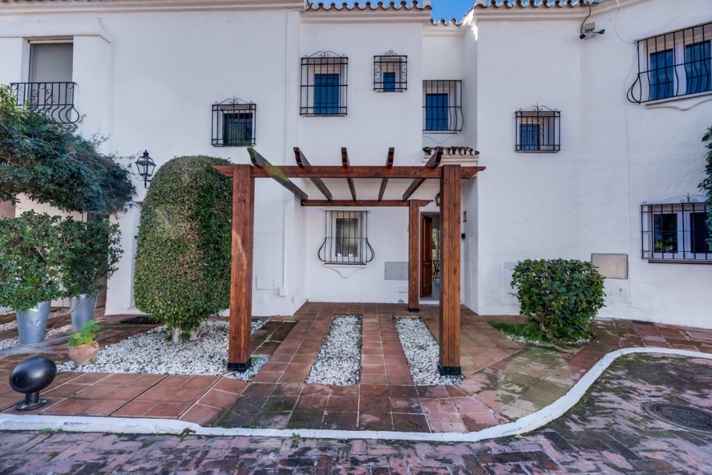 Photo 31 Townhouse Nueva Andalucía, Costa del Sol, Málaga – R4970212
