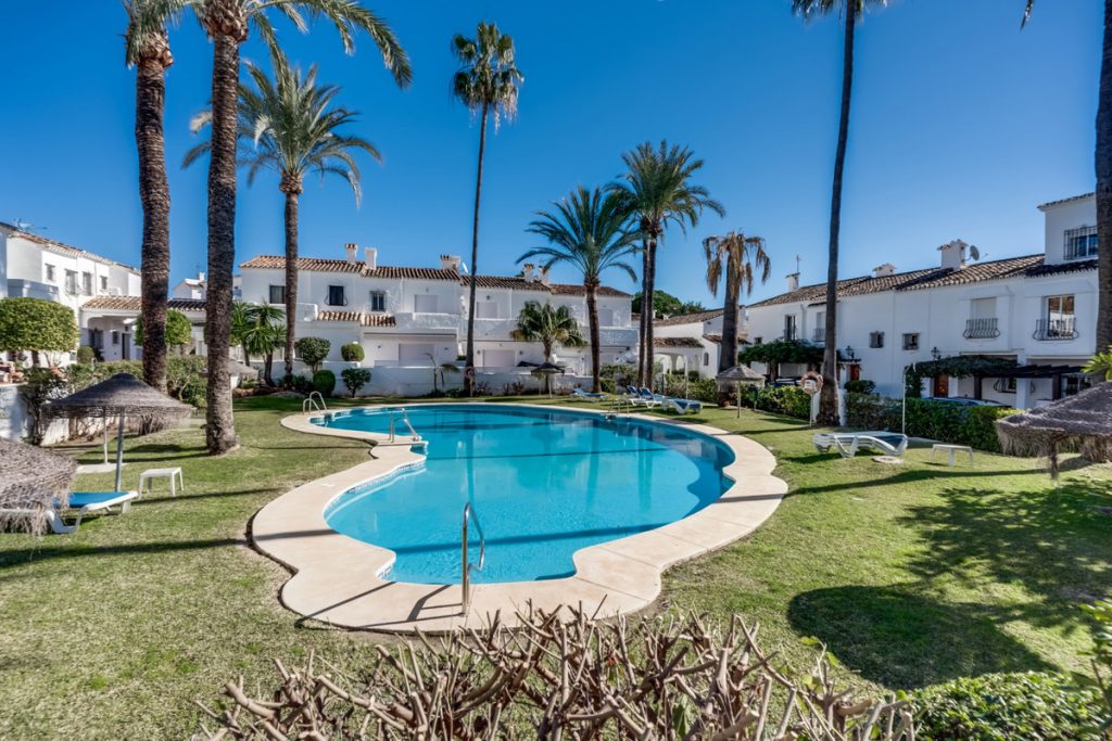 Photo 7 Townhouse Nueva Andalucía, Costa del Sol, Málaga – R4970212